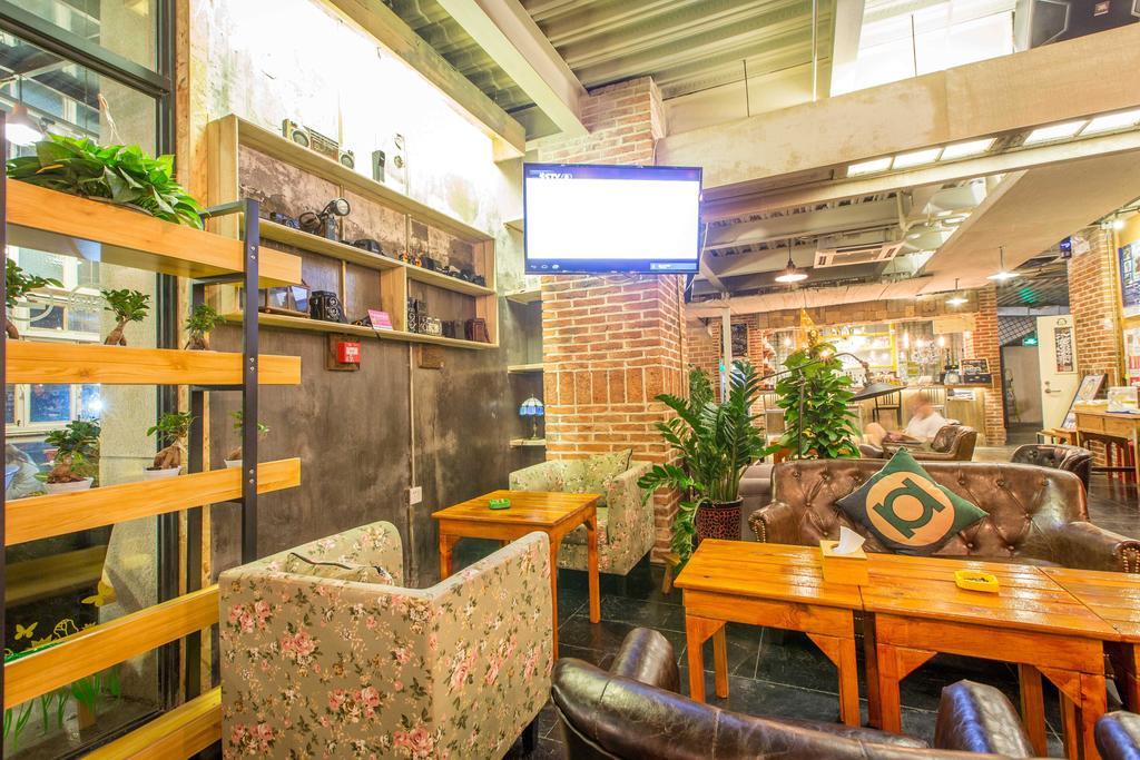Hostel Marina Циндао Екстериор снимка