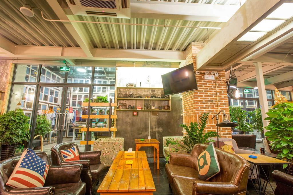 Hostel Marina Циндао Екстериор снимка