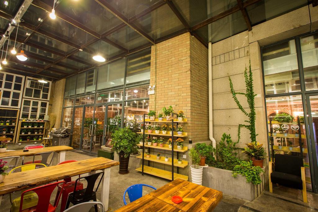 Hostel Marina Циндао Екстериор снимка